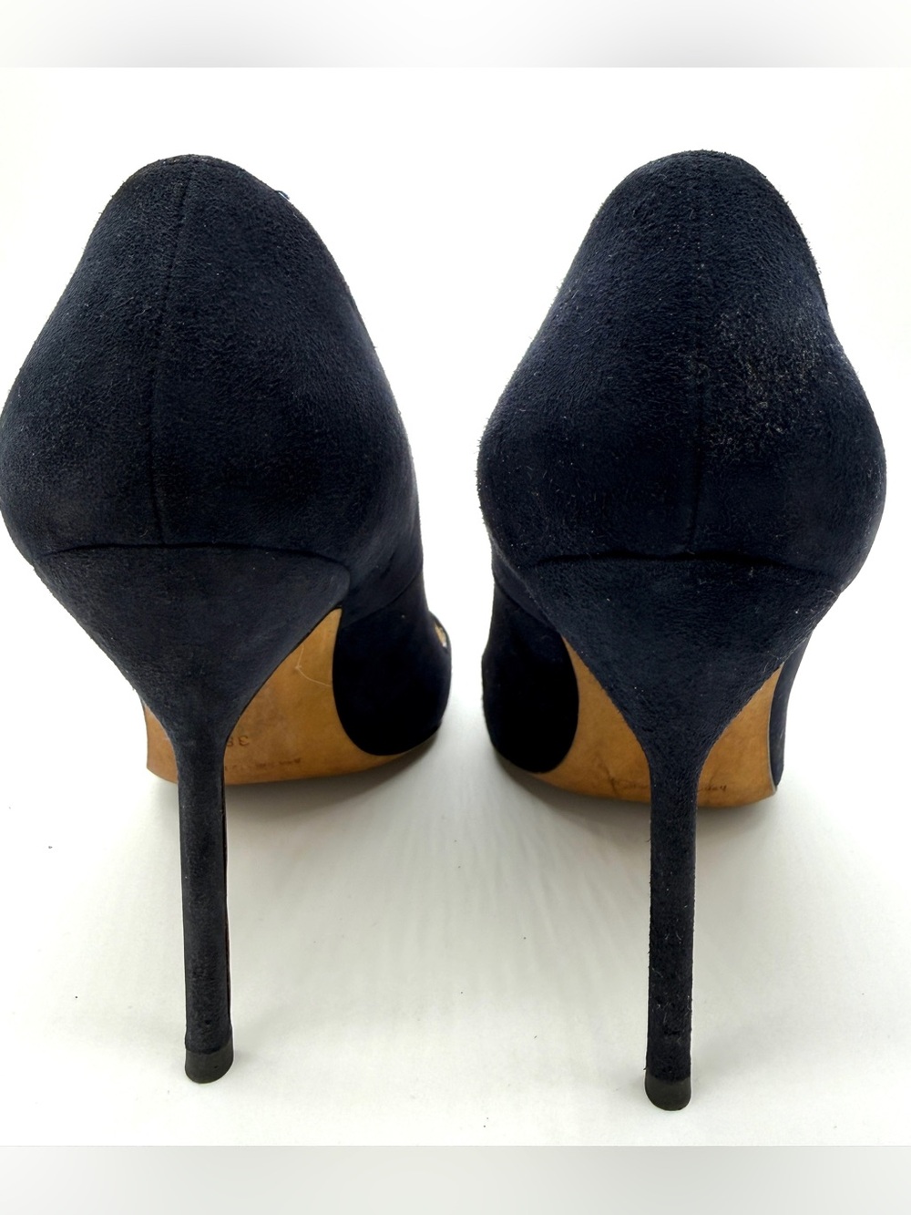 Manolo Blahnik Dark Navy Suede Pointed-Toe Pumps – Size 38 - Picture 3 of 13